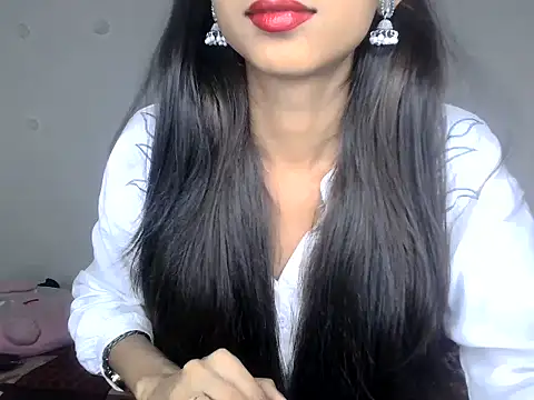 Snapshot of SIKSHA_SINGH chatting on 05-06-26, 07:40 SIKSHA SINGH online show from 05-06-26, 07:40