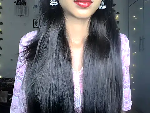 Snapshot of SIKSHA_SINGH chatting on 05-31-26, 02:12 SIKSHA SINGH online show from 05-31-26, 02:12