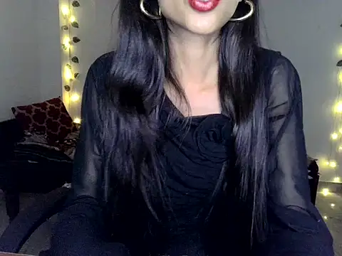 Snapshot of SIKSHA_SINGH chatting on 06-06-26, 11:10 SIKSHA SINGH online show from 06-06-26, 11:10