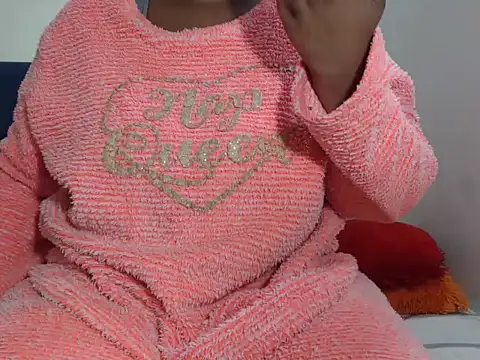 CurvyAssXX21 online show from 04-22-26, 04:36