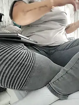 Emma12117 online show from 03-24-26, 09:53