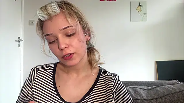 SourMidday online show from 03-25-26, 03:44