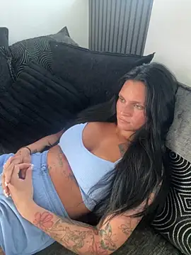 Destinylovex online show from 04-17-26, 06:00