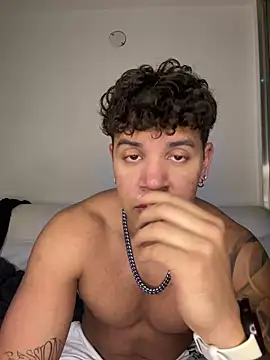 amenadiel fire online show from 04-19-26, 05:19