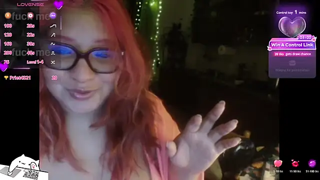Snapshot of MagicCurves chatting on 06-17-26, 10:41 MagicCurves online show from 06-17-26, 10:41