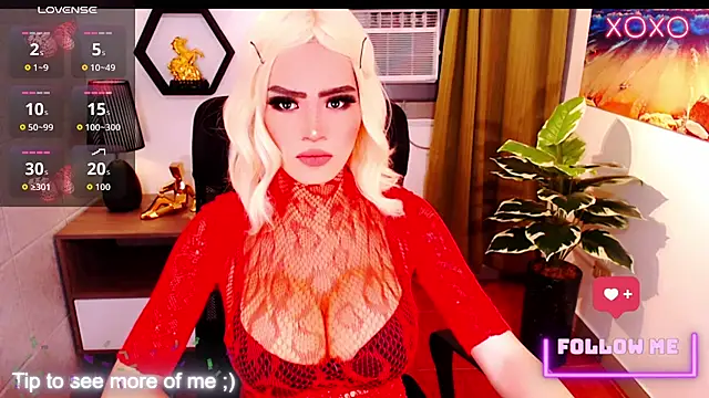 HugeSurpriseLianeTs online show from 04-03-26, 05:30