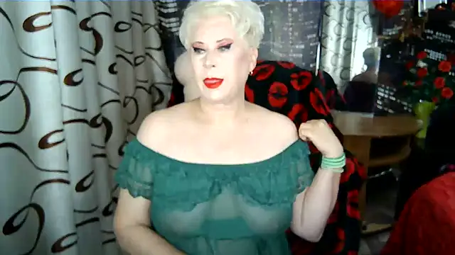 Snapshot of SWEET--Nika chatting on 07-06-26, 03:57 SWEET--Nika online show from 07-06-26, 03:57