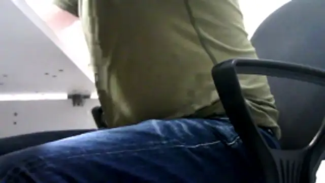 Snapshot of gitano697 chatting on 02-26-26, 01:44 gitano697 online show from 02-26-26, 01:44