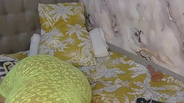 CaramelHotGirl online show from 04-13-26, 11:09