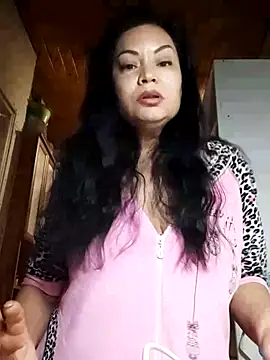 Snapshot of tatarhot chatting on 02-22-26, 03:35 tatarhot online show from 02-22-26, 03:35