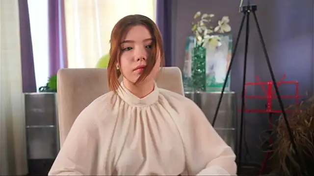 Snapshot of AyakoHuezo chatting on 02-19-26, 12:13 AyakoHuezo online show from 02-19-26, 12:13