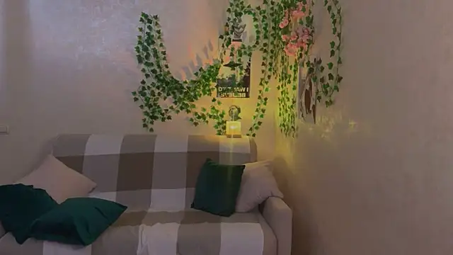 rinamandarina online show from 04-13-26, 01:26