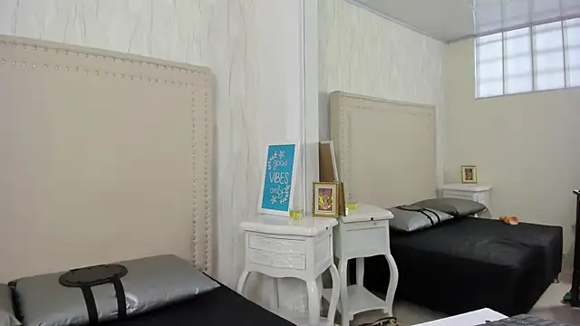 FernandaAvilax online show from 05-19-26, 06:48