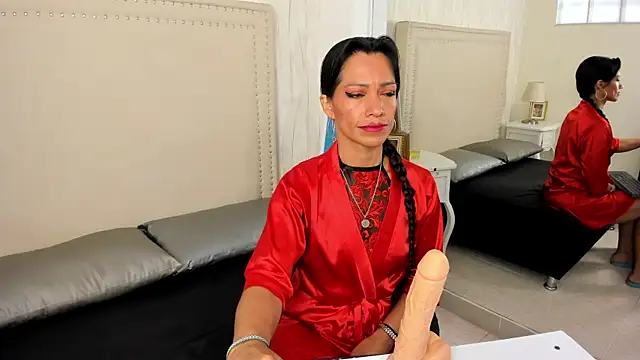 FernandaAvilax online show from 05-28-26, 06:03