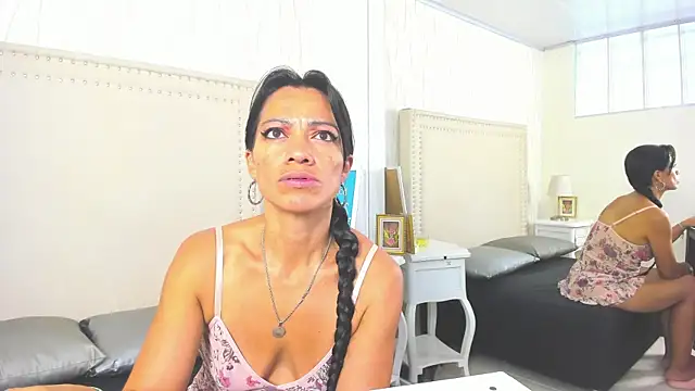 FernandaAvilax online show from 05-23-26, 06:51