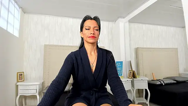 FernandaAvilax online show from 05-08-26, 07:17