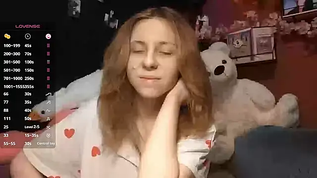 Snapshot of TamaKollman chatting on 02-20-26, 07:21 TamaKollman online show from 02-20-26, 07:21