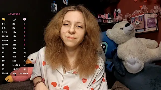 Snapshot of TamaKollman chatting on 02-24-26, 07:09 TamaKollman online show from 02-24-26, 07:09