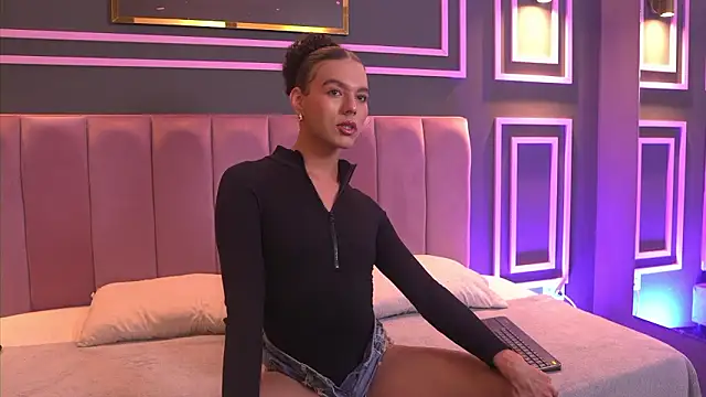 Luxa Velvet online show from 02-20-26, 12:18