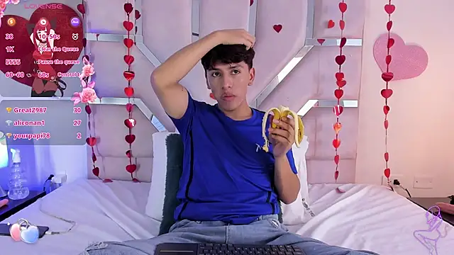 Angel Lux online show from 02-28-26, 08:47