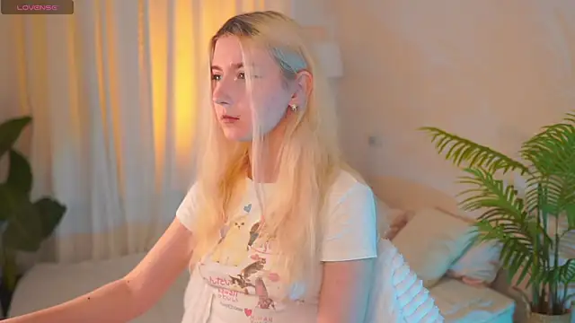 Aiko Takana online show from 02-20-26, 12:51