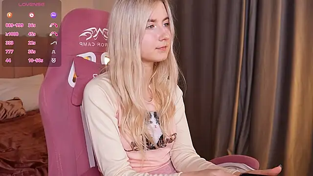 Aiko Takana online show from 02-19-26, 04:59