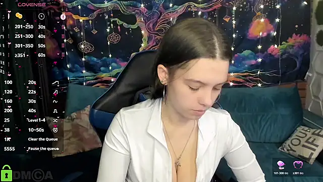 Snapshot of TanaMoonly chatting on 02-23-26, 01:55 TanaMoonly online show from 02-23-26, 01:55