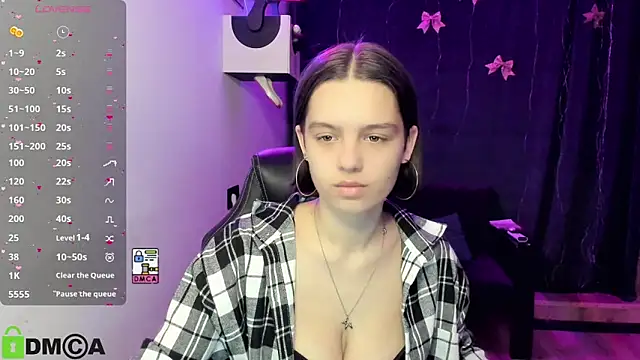 Snapshot of TanaMoonly chatting on 02-21-26, 01:46 TanaMoonly online show from 02-21-26, 01:46