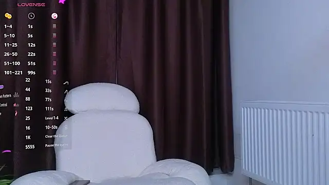 Snapshot of Viksinite chatting on 02-21-26, 08:22 Viksinite online show from 02-21-26, 08:22