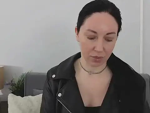 MiaFair online show from 05-23-26, 03:44