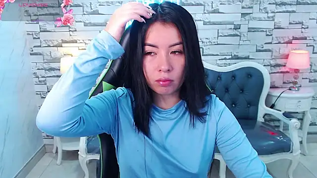 Snapshot of Kylia_a chatting on 06-30-26, 12:49 Kylia a online show from 06-30-26, 12:49