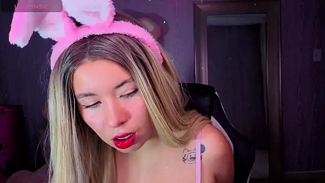 Kylia a online show from 02-19-26, 08:06