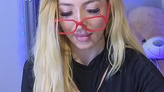 KarmaArms online show from 03-22-26, 08:32