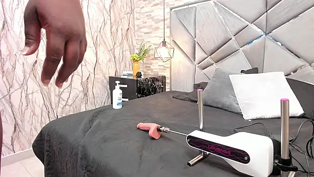 Snapshot of LexyDrip chatting on 02-22-26, 08:43 LexyDrip online show from 02-22-26, 08:43