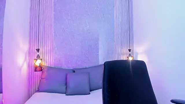 Snapshot of Eva_milfxxx chatting on 03-15-26, 01:56 Eva milfxxx online show from 03-15-26, 01:56