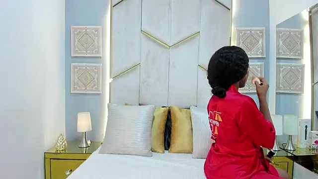 KarinaaCoxx online show from 04-16-26, 12:39