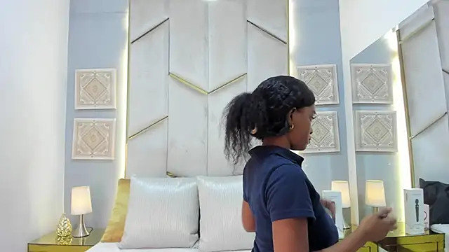 KarinaaCoxx online show from 03-28-26, 12:17