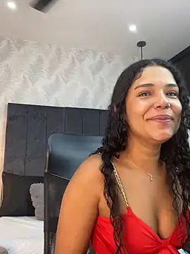 Miaafoxx   online show from 02-27-26, 07:46