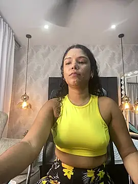 Miaafoxx   online show from 03-16-26, 07:38