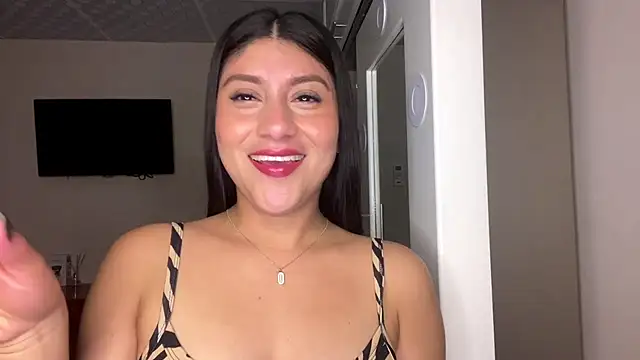 latinasoftie online show from 07-16-26, 03:25