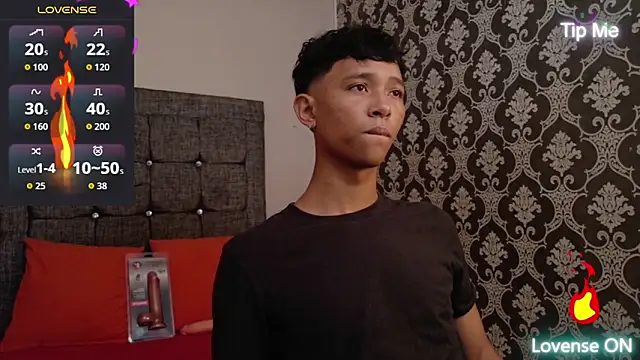 Little Twink19x online show from 05-28-26, 07:31