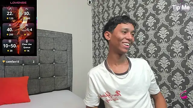 Little Twink19x online show from 03-29-26, 07:37