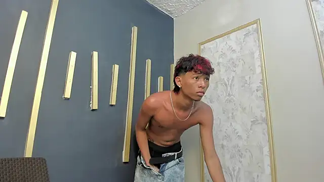 Snapshot of Little_Twink19x chatting on 02-23-26, 07:14 Little Twink19x online show from 02-23-26, 07:14