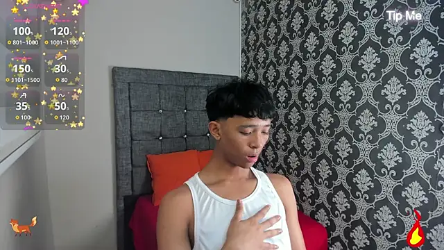 Snapshot of Little_Twink19x chatting on 07-19-26, 07:43 Little Twink19x online show from 07-19-26, 07:43