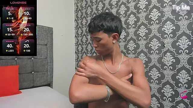 Little Twink19x online show from 03-24-26, 07:03
