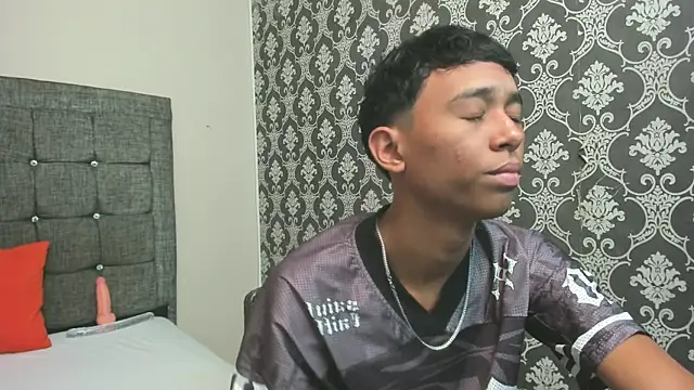 Little Twink19x online show from 03-12-26, 07:18