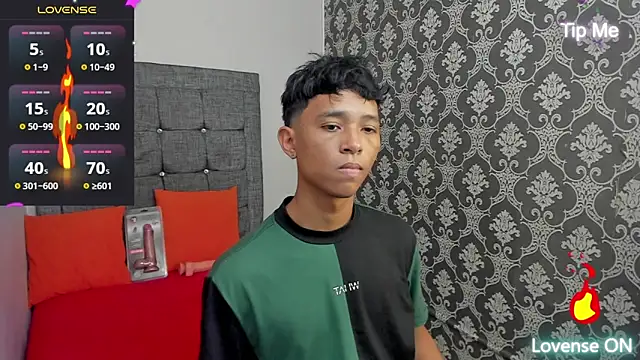 Little Twink19x online show from 05-30-26, 07:41
