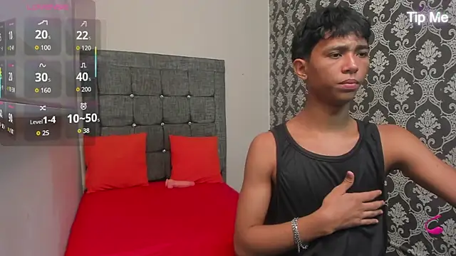 Little Twink19x online show from 04-24-26, 07:27