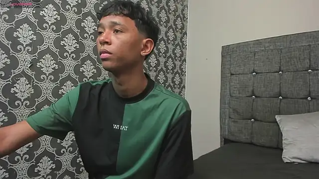 Little Twink19x online show from 04-08-26, 07:15