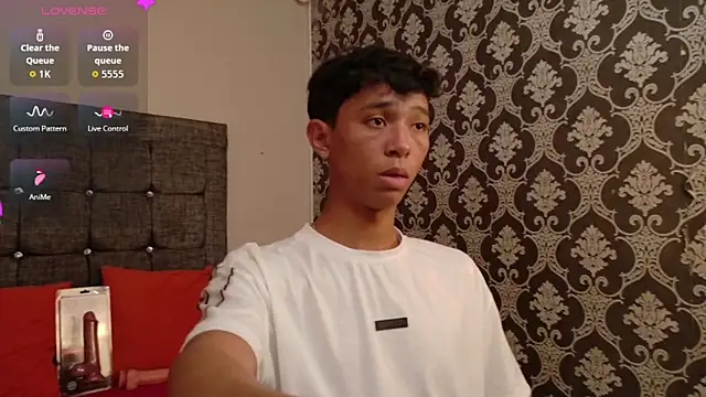 Little Twink19x online show from 05-23-26, 07:35